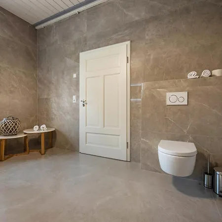 Mit Wintergarten Appartement *